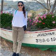 Profesora de yoga apta para todo público
Sin perder la individualidad propia de cada alumno